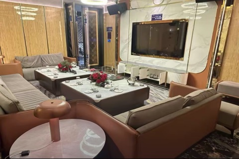 西安悦庭CLUBKTV招聘兼职礼仪,日结工资,突破职业跨越重重艰难险阻